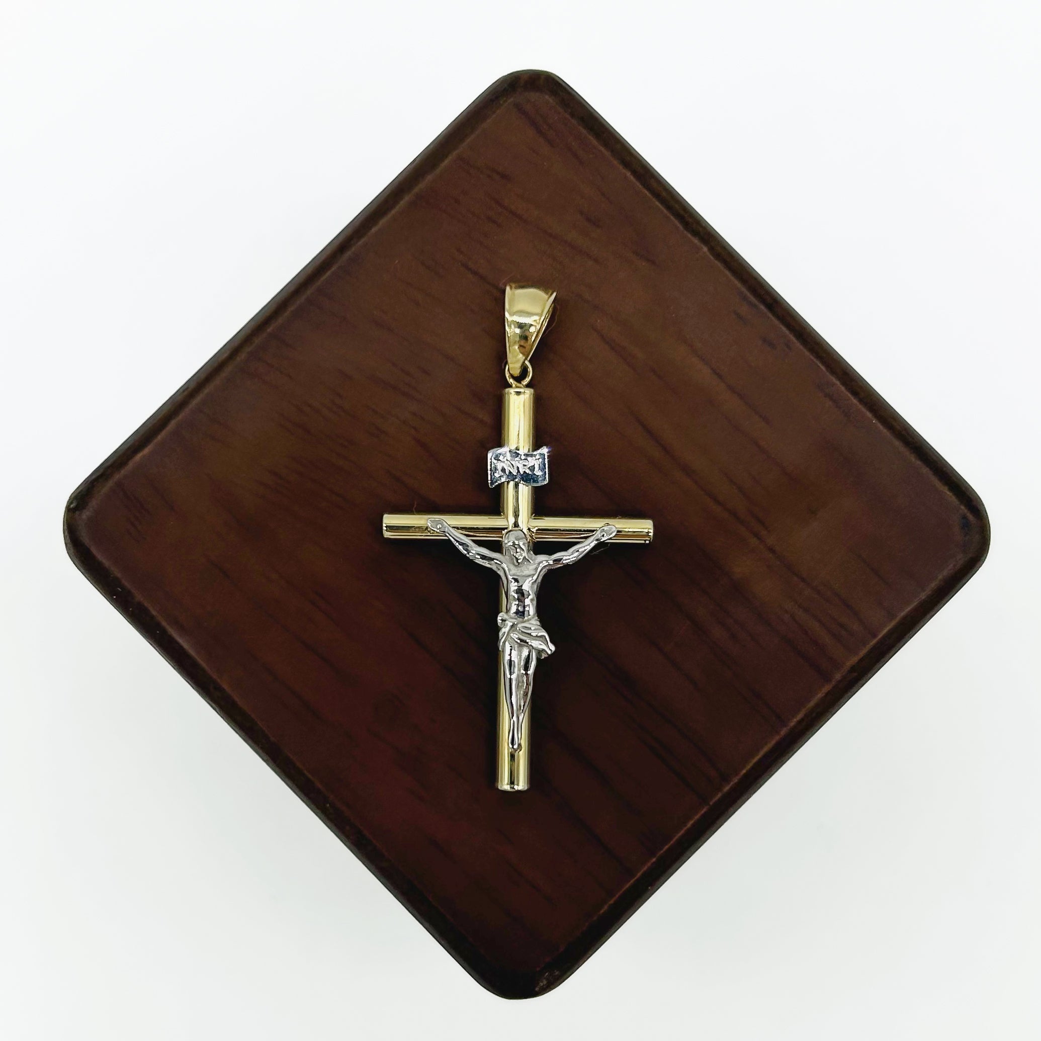 Cruz con Cristo 4.5 cm - Oro 10k