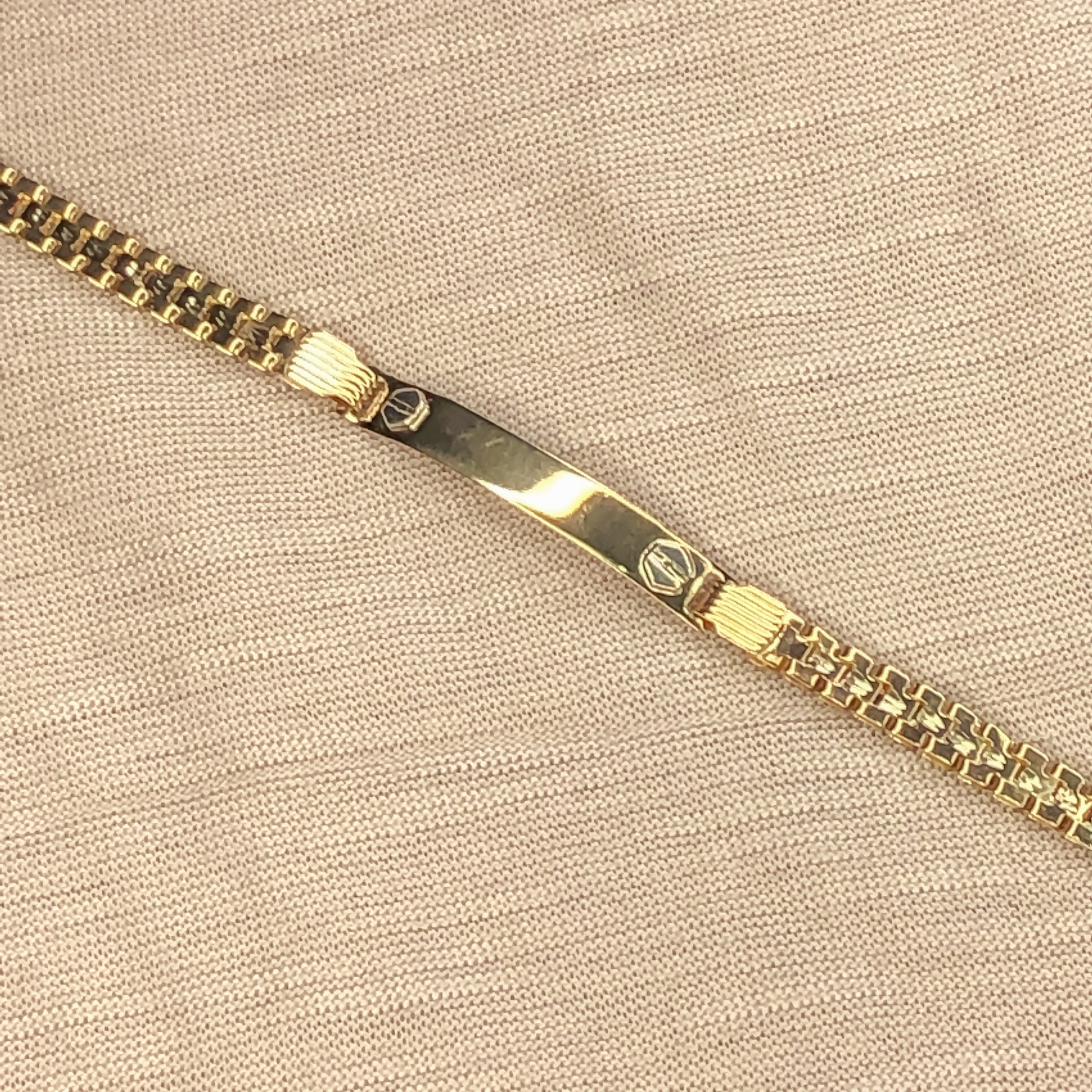 Esclava Oro 10k - Tejido tipo Rolex, 13-14 cm Largo, Ancho 4 mm